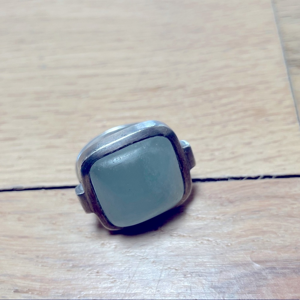 Silver ring.